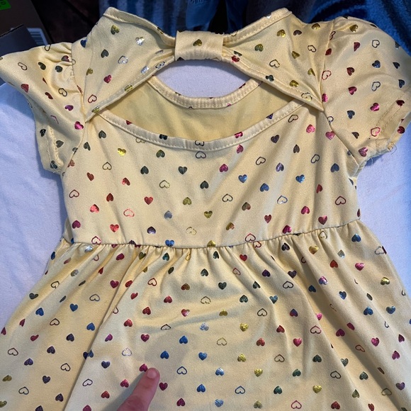 Two cute comfortable Toddler dresses - Picture 5 of 8